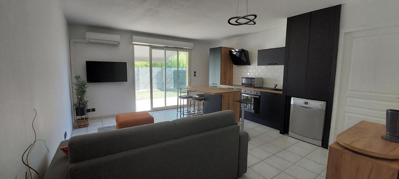Superbe Appartement Proche De Tout, Climatise. 라테스트드뷔크 외부 사진